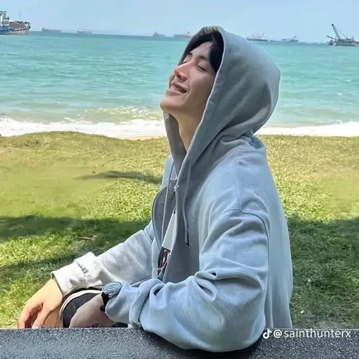 Cuplikan di balik layar dari Kim Seonho
