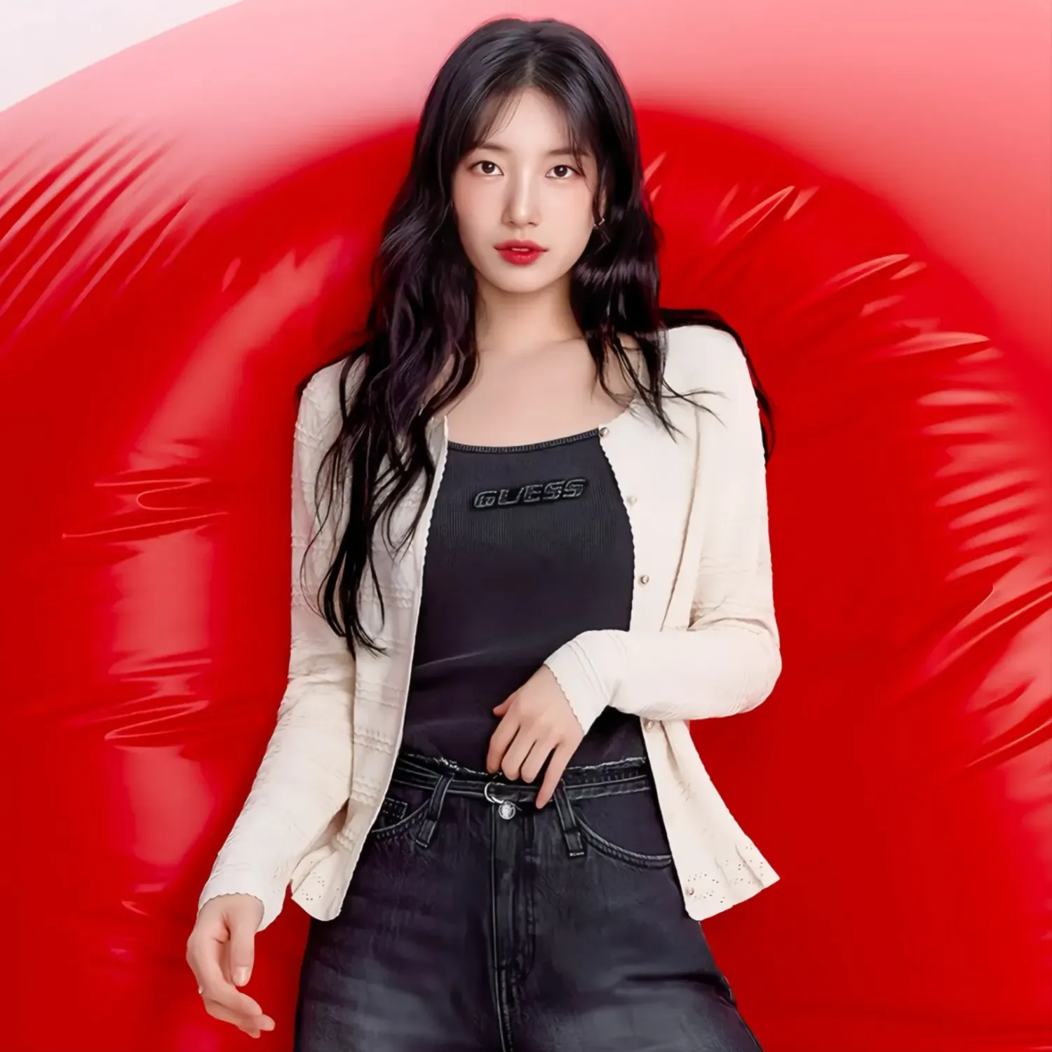 A moment captured by a fan of Bae Suzy