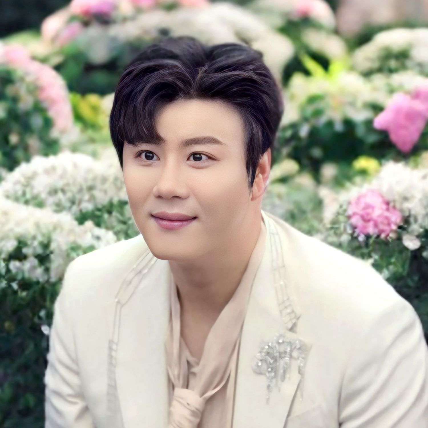 チン・ヘソンの最新写真