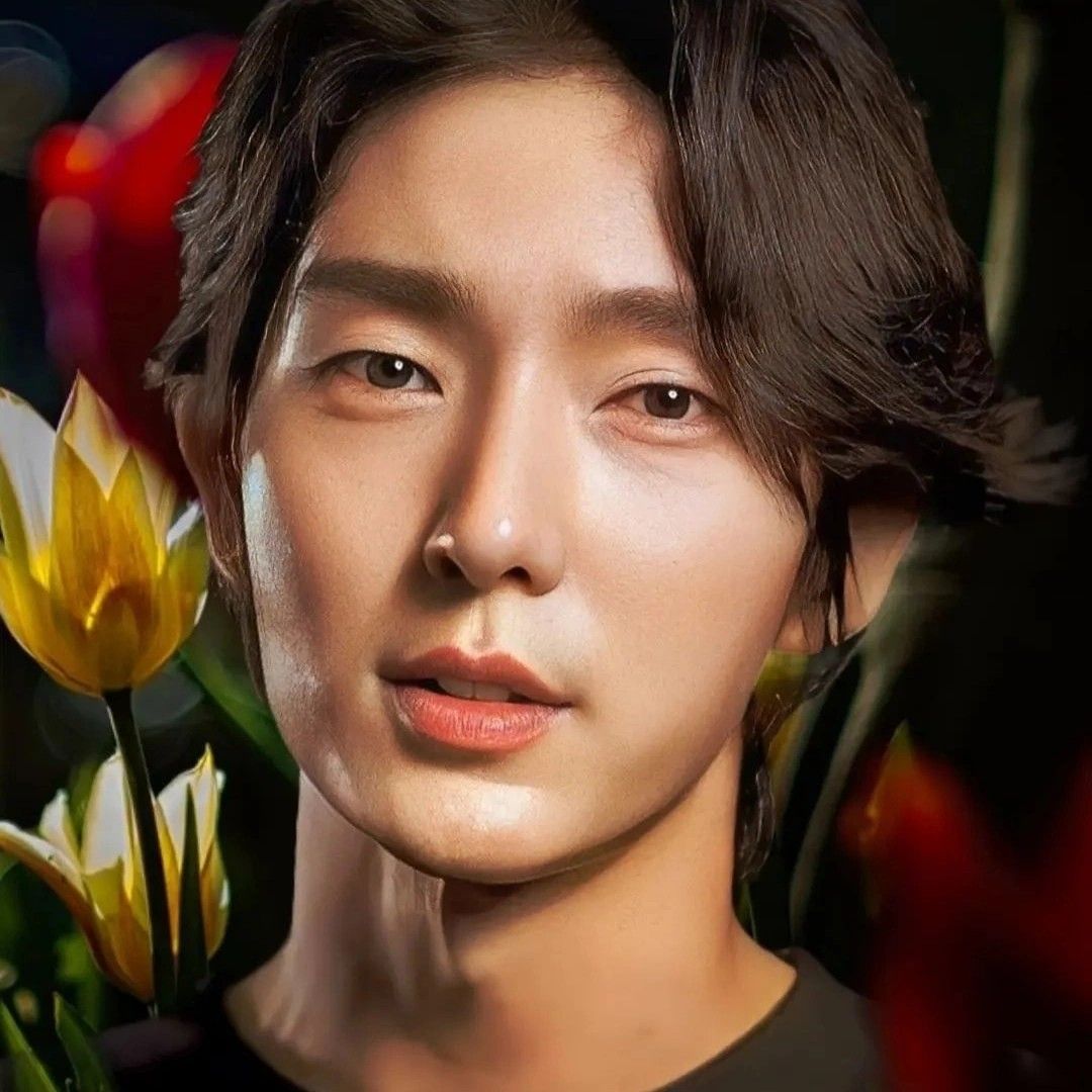Recent activity shot of Lee Joongi
