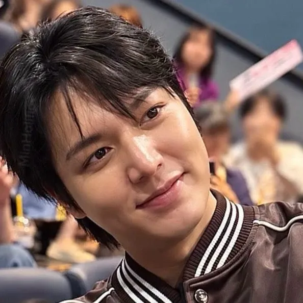 Behind-the-scenes cut of Lee Minho