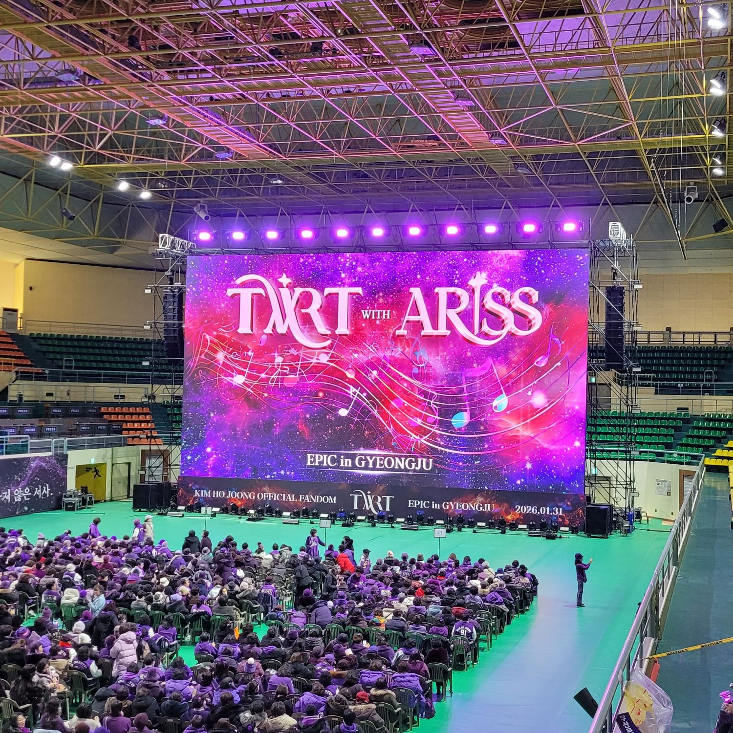 キム・ホジュンのビハインドカット