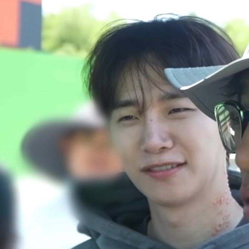 Recent activity shot of Lee Junho