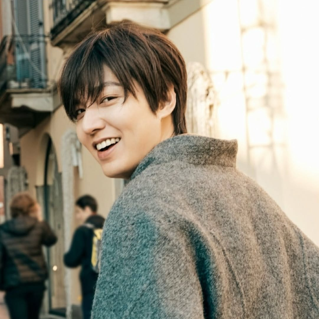 Latest photo of Lee Minho