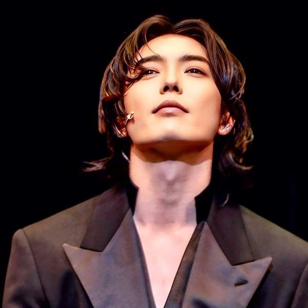Today’s standout profile photo of Kim Jaewook on Choeaedol Celeb