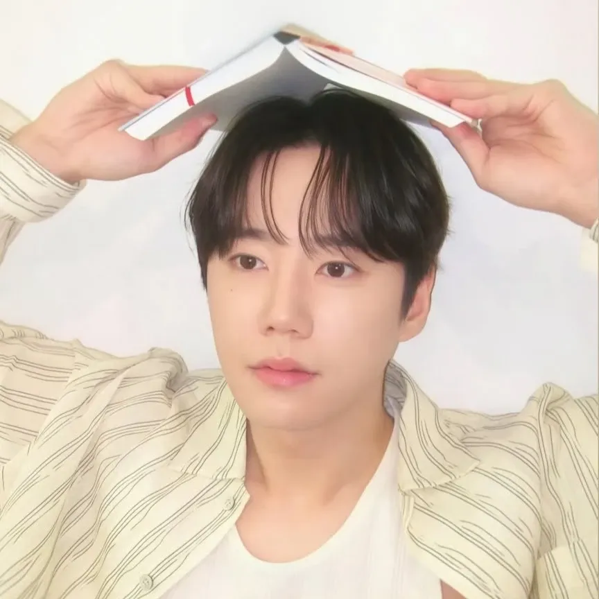 Latest photo of Lee Junyoung