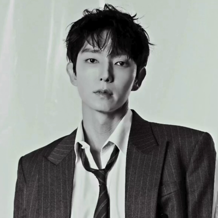 Recent activity shot of Lee Joongi