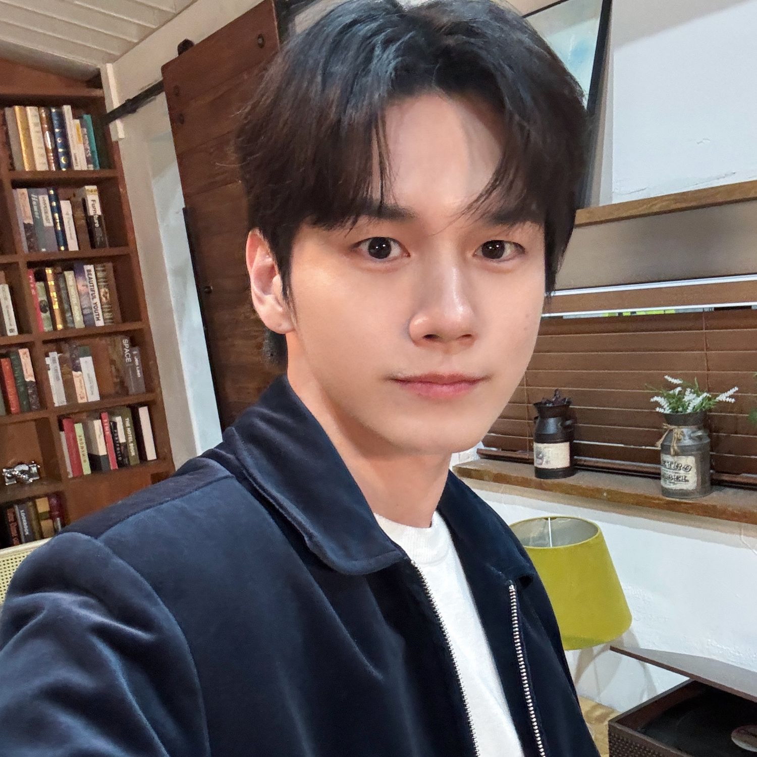 Recent activity shot of Ong Seongwu