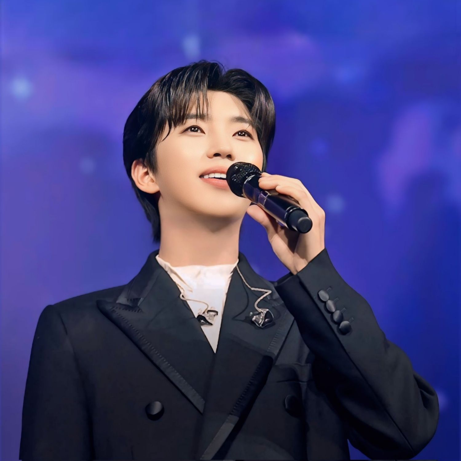 A moment captured by a fan of Lim Youngwoong