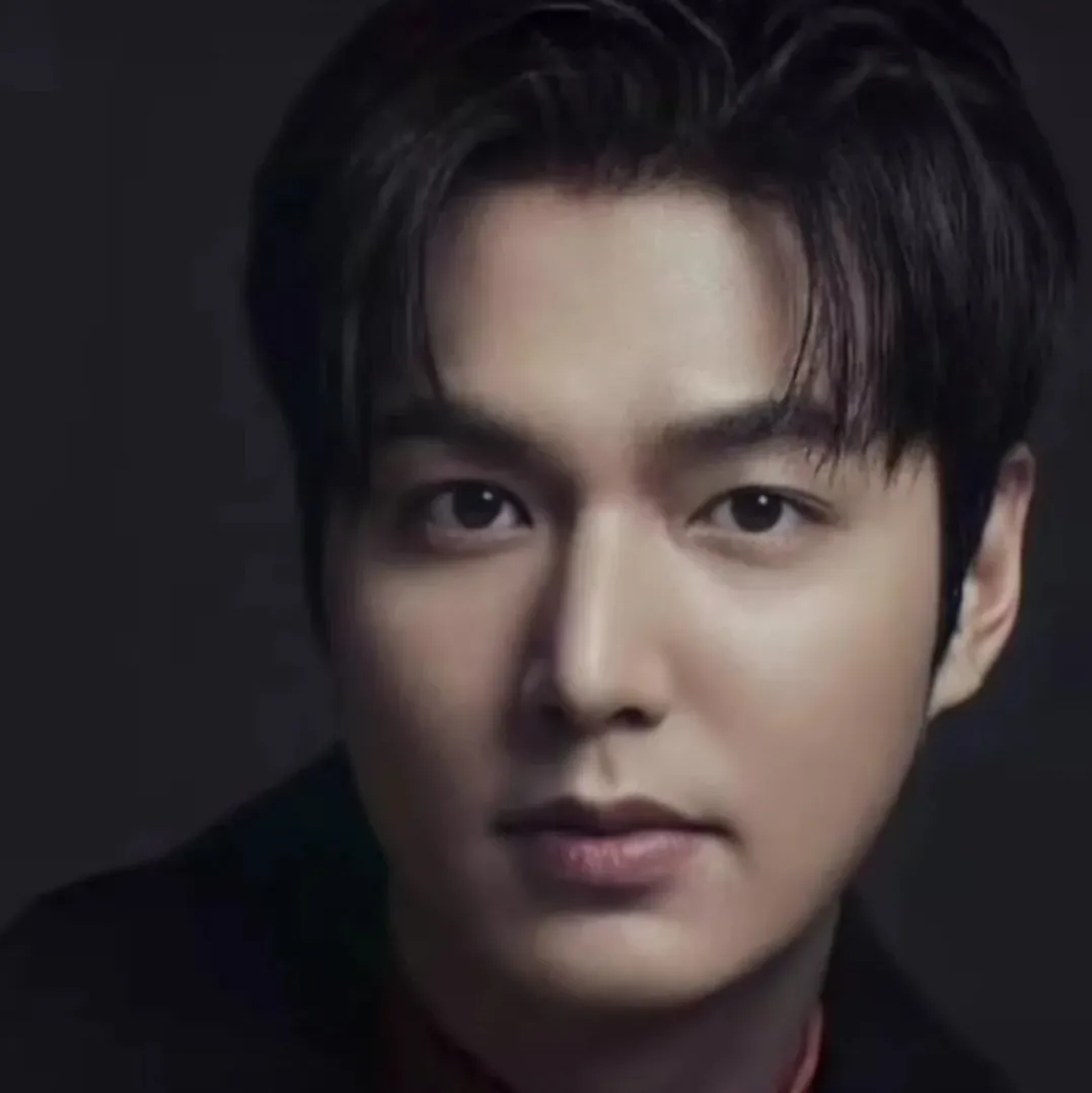 Latest photo of Lee Minho