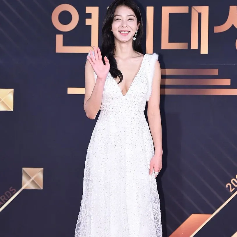 Recent activity shot of Seol Inah