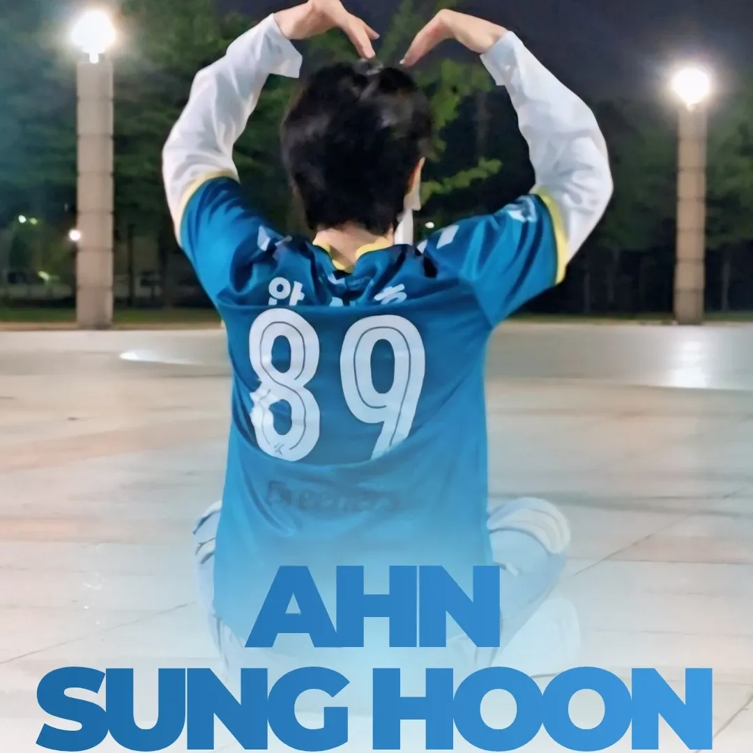 A moment captured by a fan of An Sunghoon