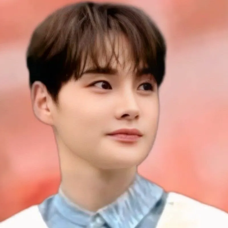 朴瑞镇的最新照片