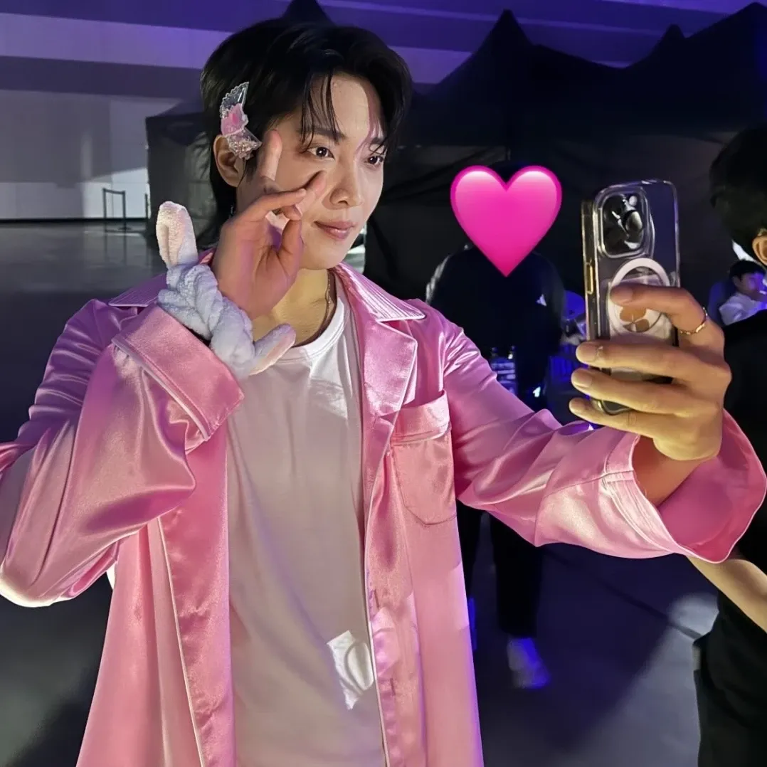 Latest photo of Hwang Yunsung