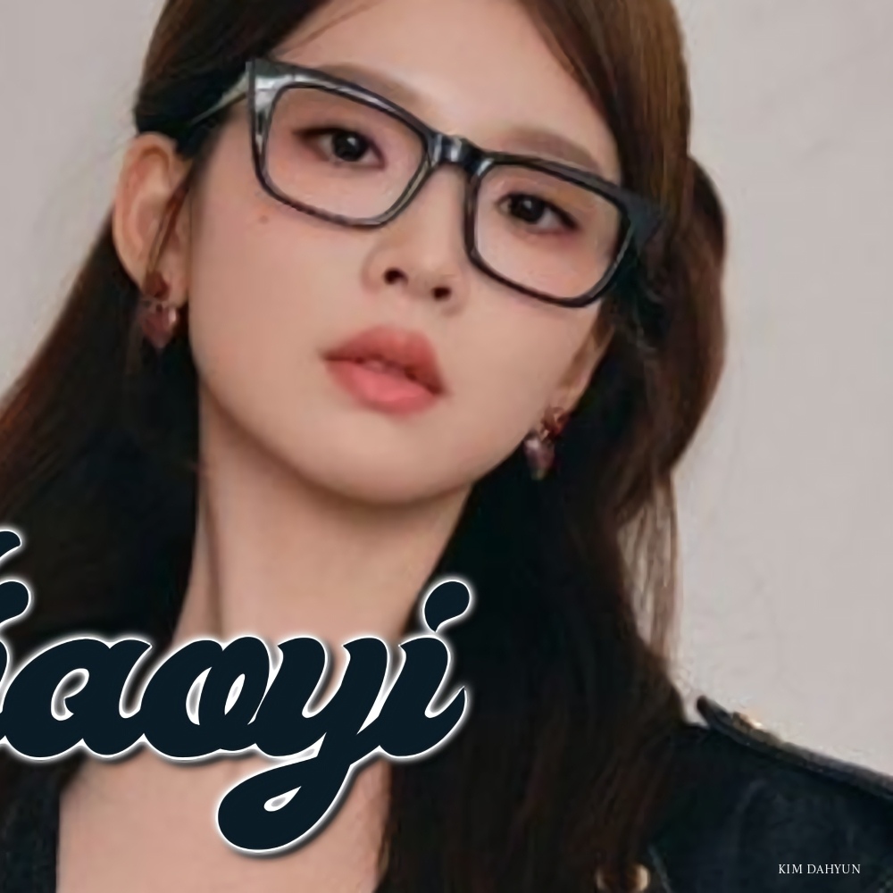 A moment captured by a fan of Zhang Miaoyi