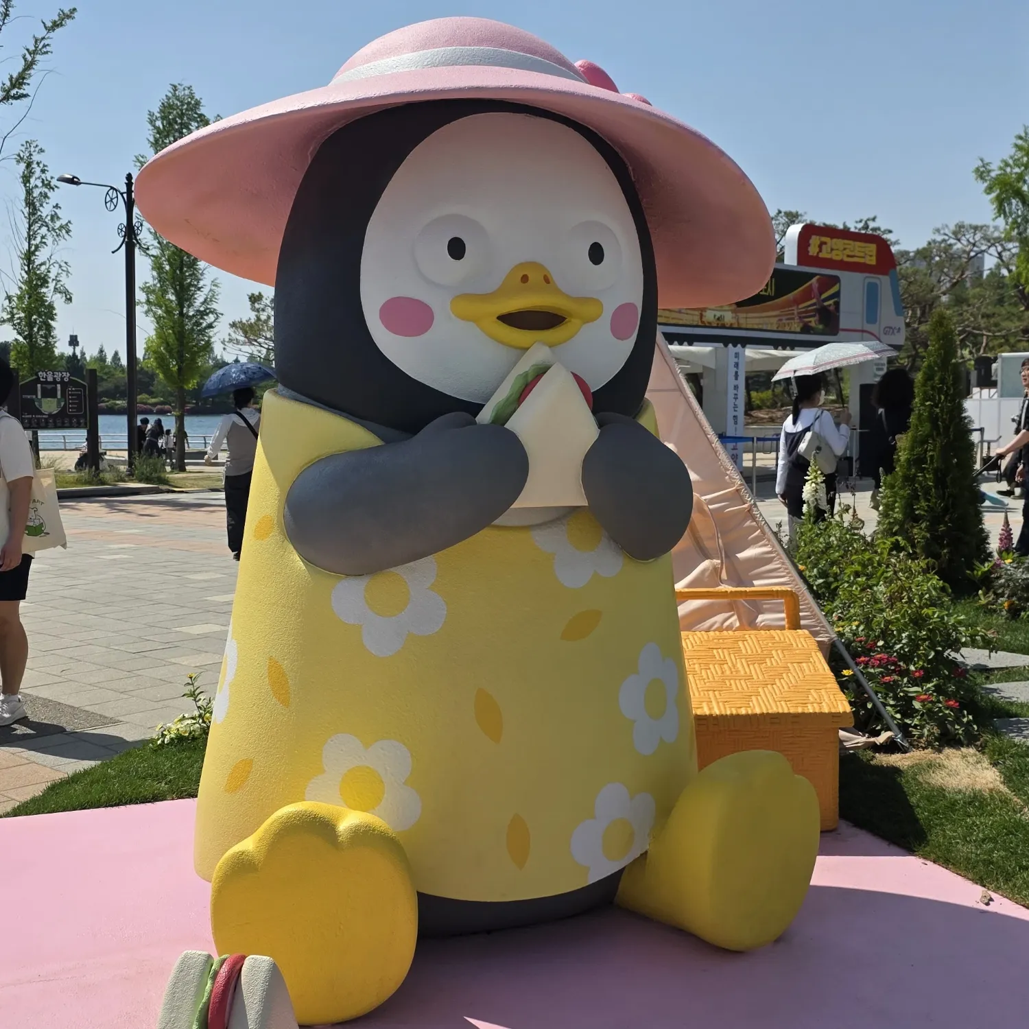 朋秀的幕後花絮