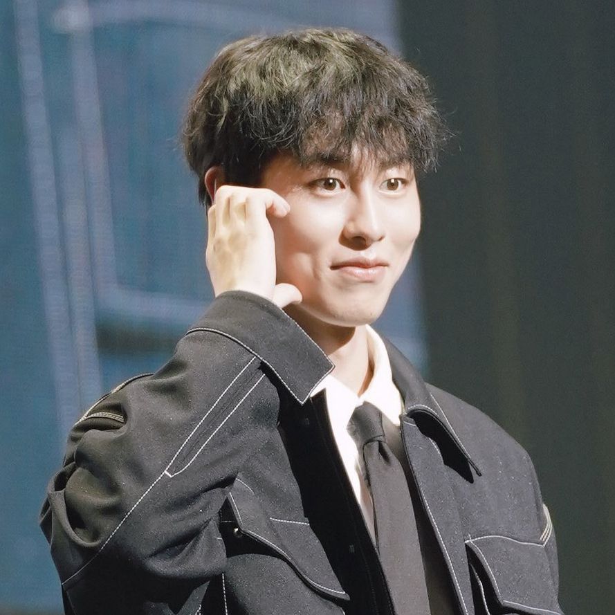 Recent activity shot of Lee Jaewook