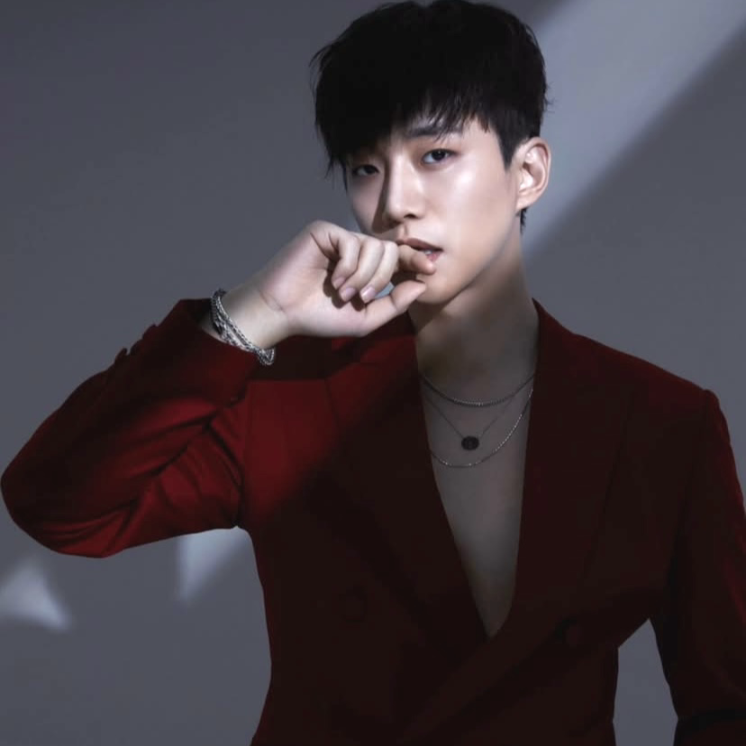 イ・ジュノの最新写真