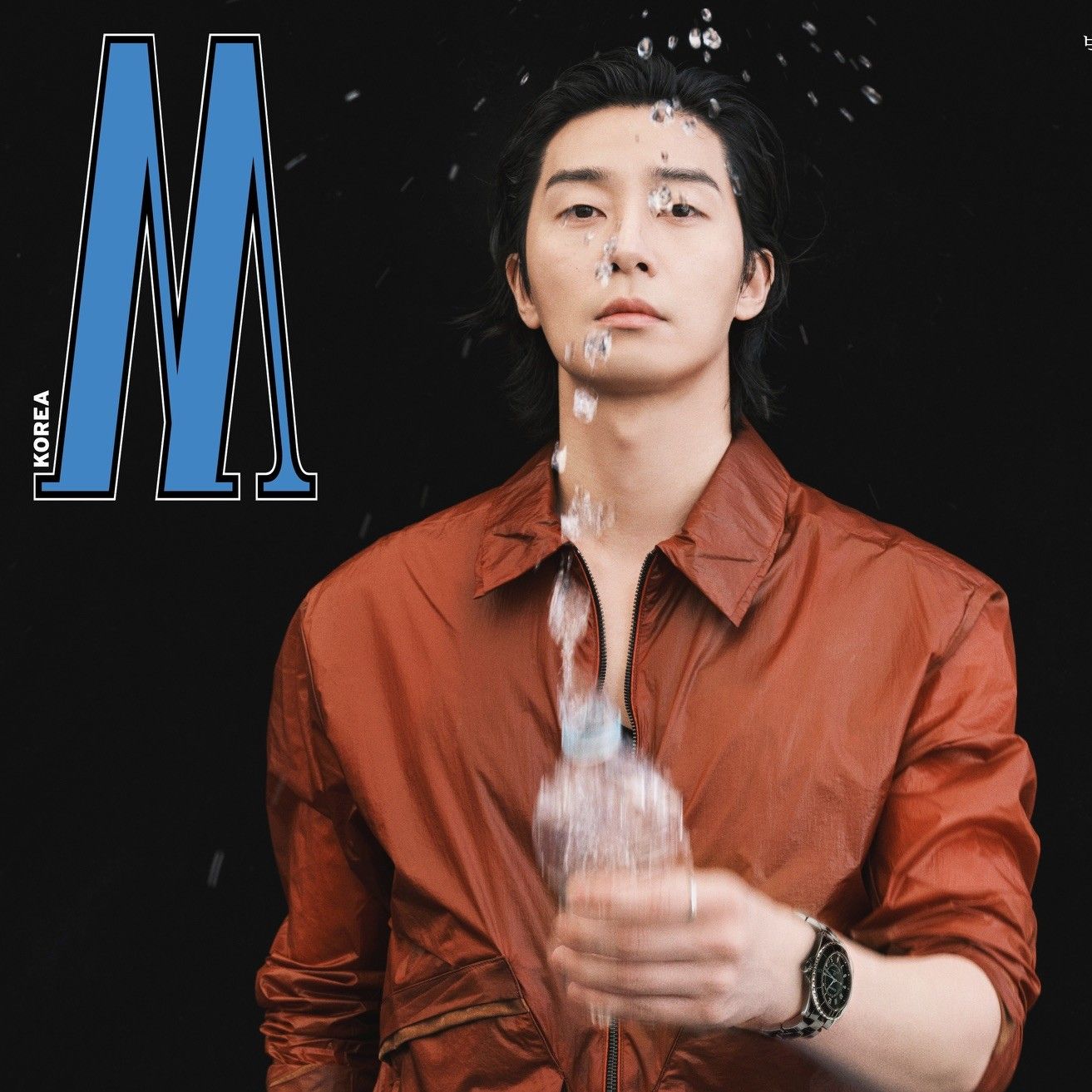 A moment captured by a fan of Park Seojoon