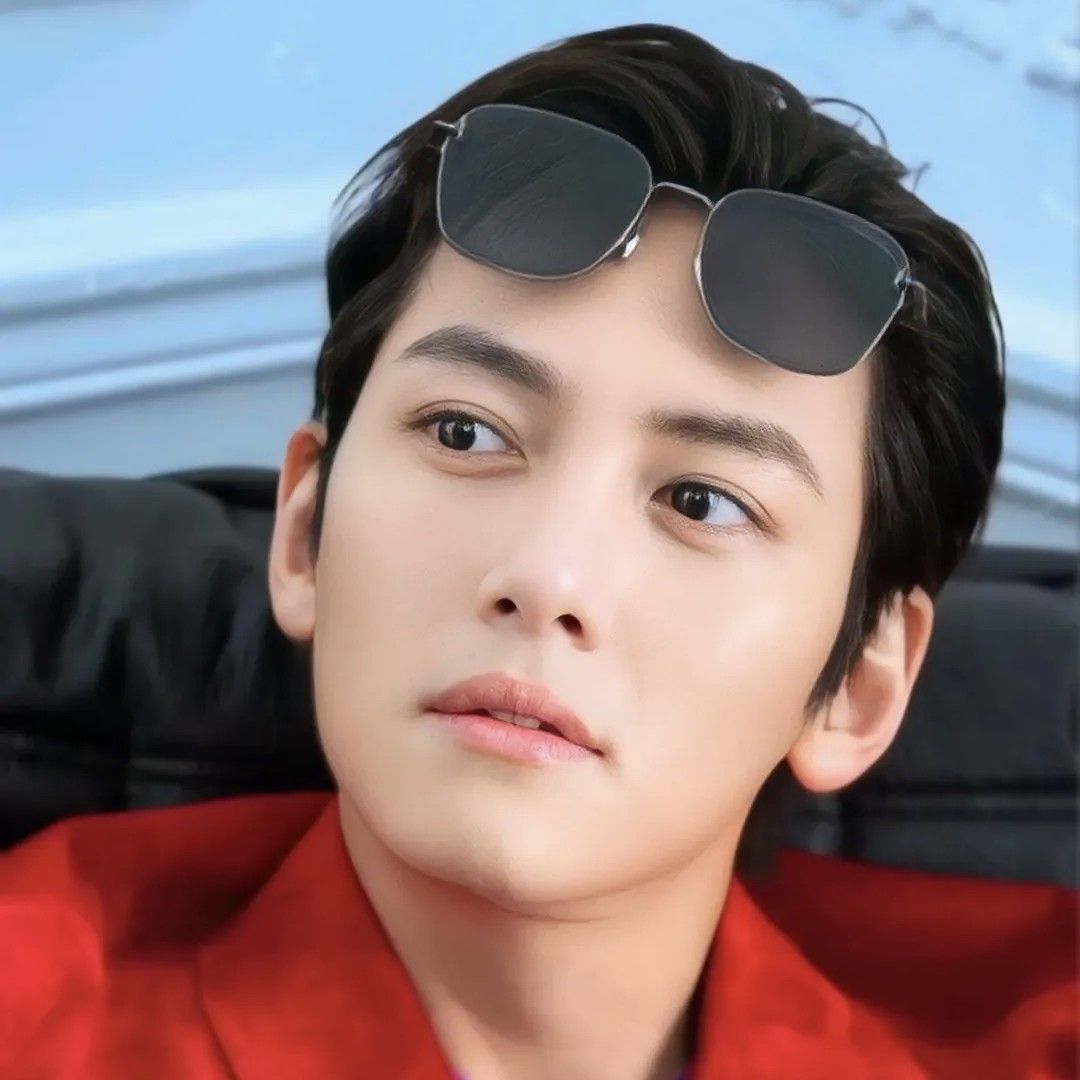 Latest photo of Ji Changwook