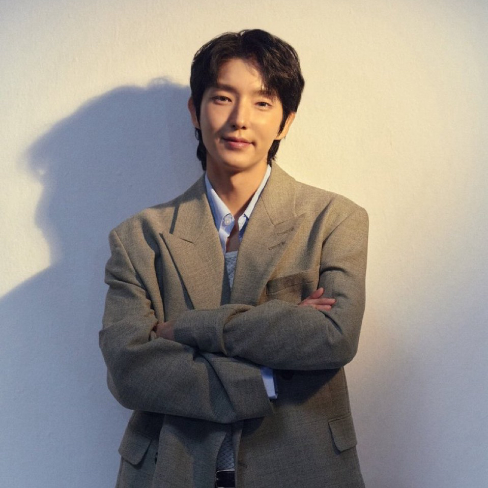 Recent activity shot of Lee Joongi