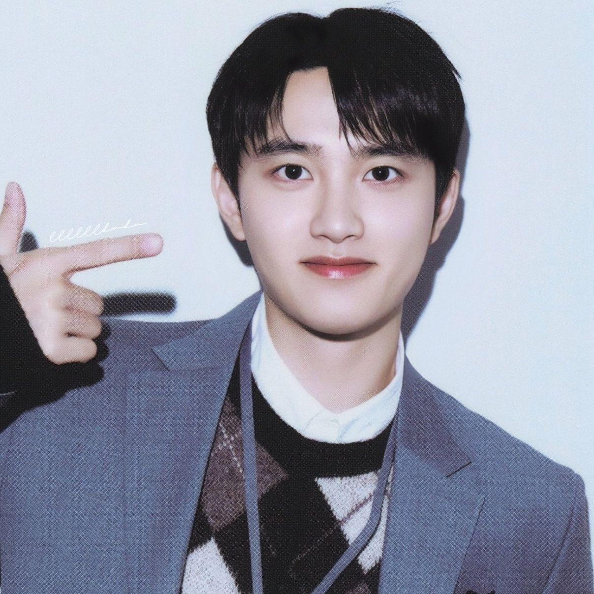 Cuplikan di balik layar dari Doh Kyungsoo (D.O.)