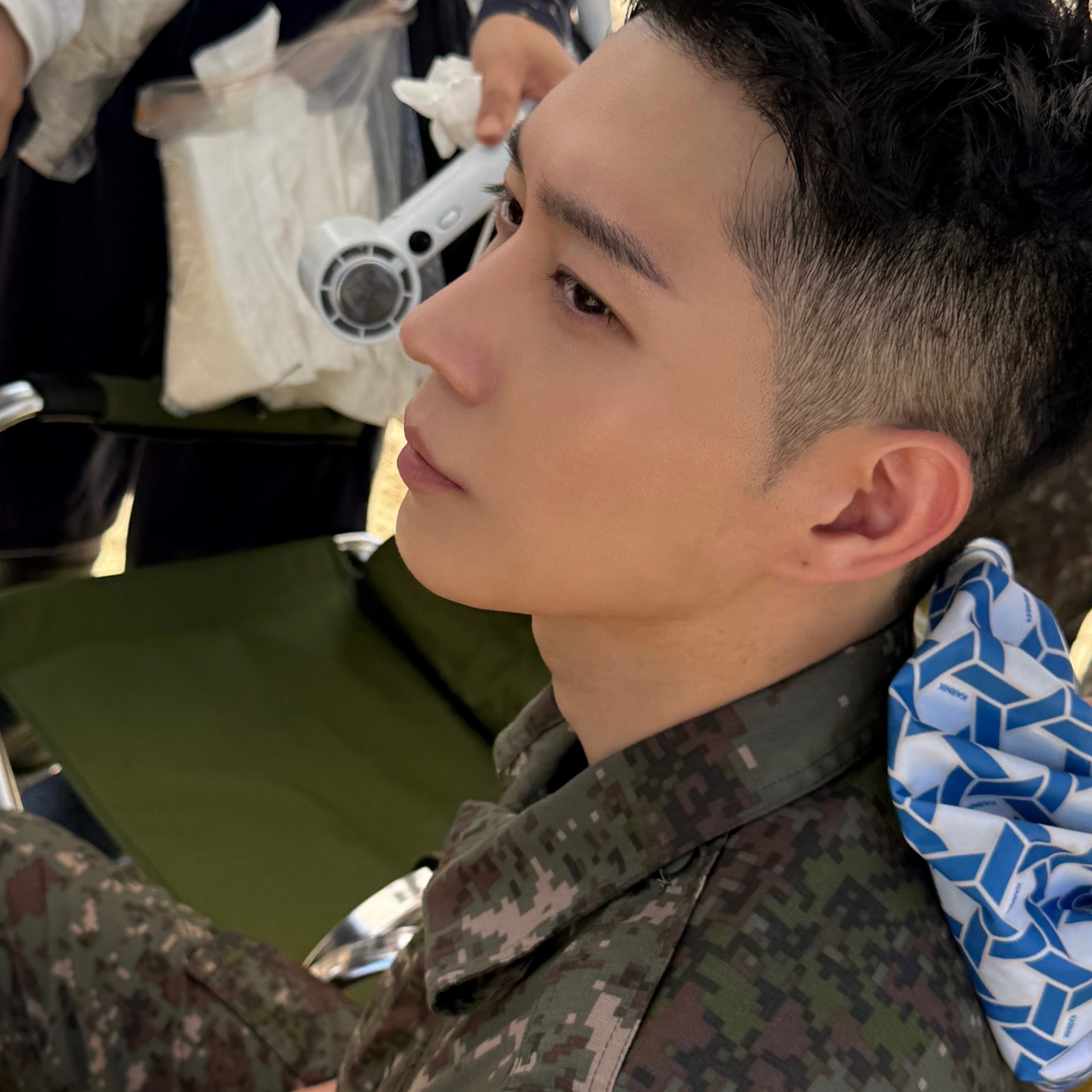 A moment captured by a fan of Kim Youngdae