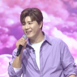 진해성 최근 활동샷