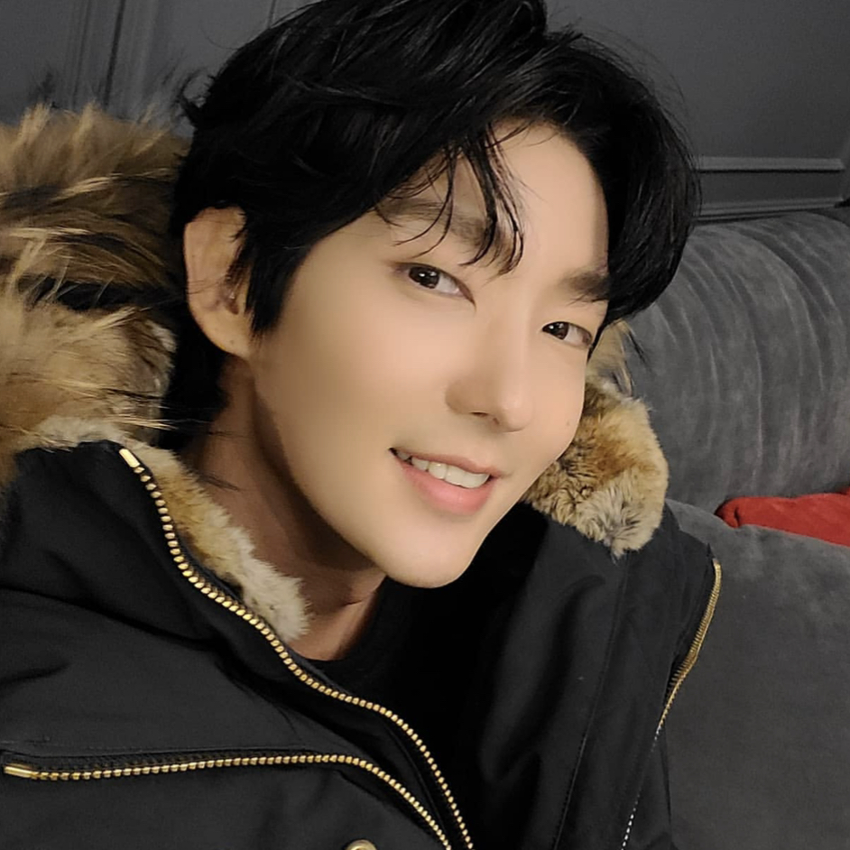 A moment captured by a fan of Lee Joongi