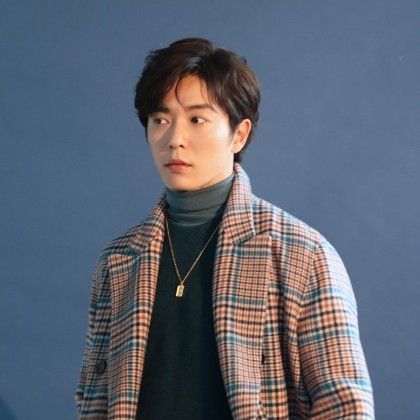 粉絲拍下的金材昱瞬間