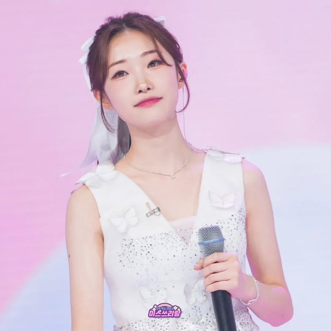 A moment captured by a fan of Jung Seojoo