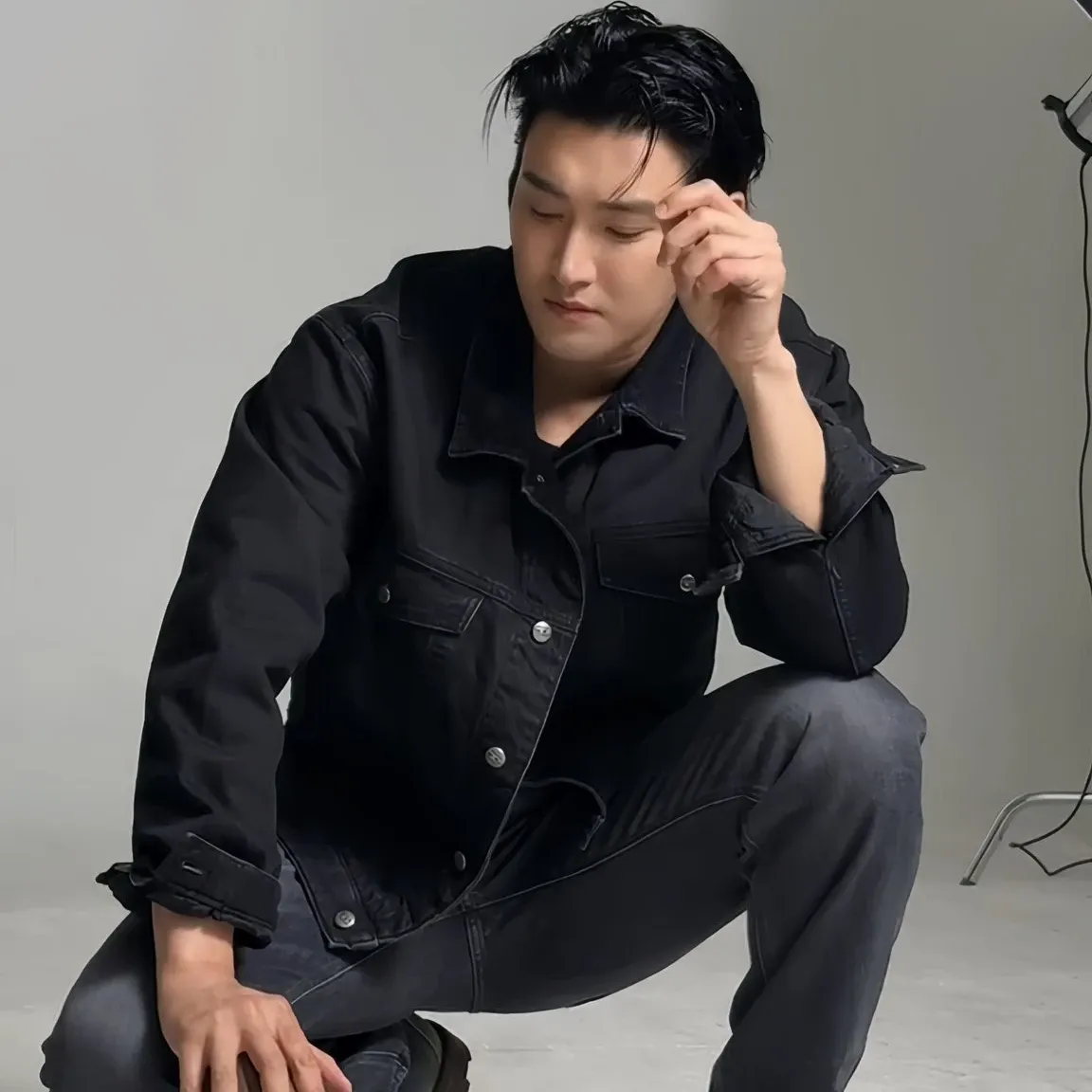 Latest photo of Choi Siwon