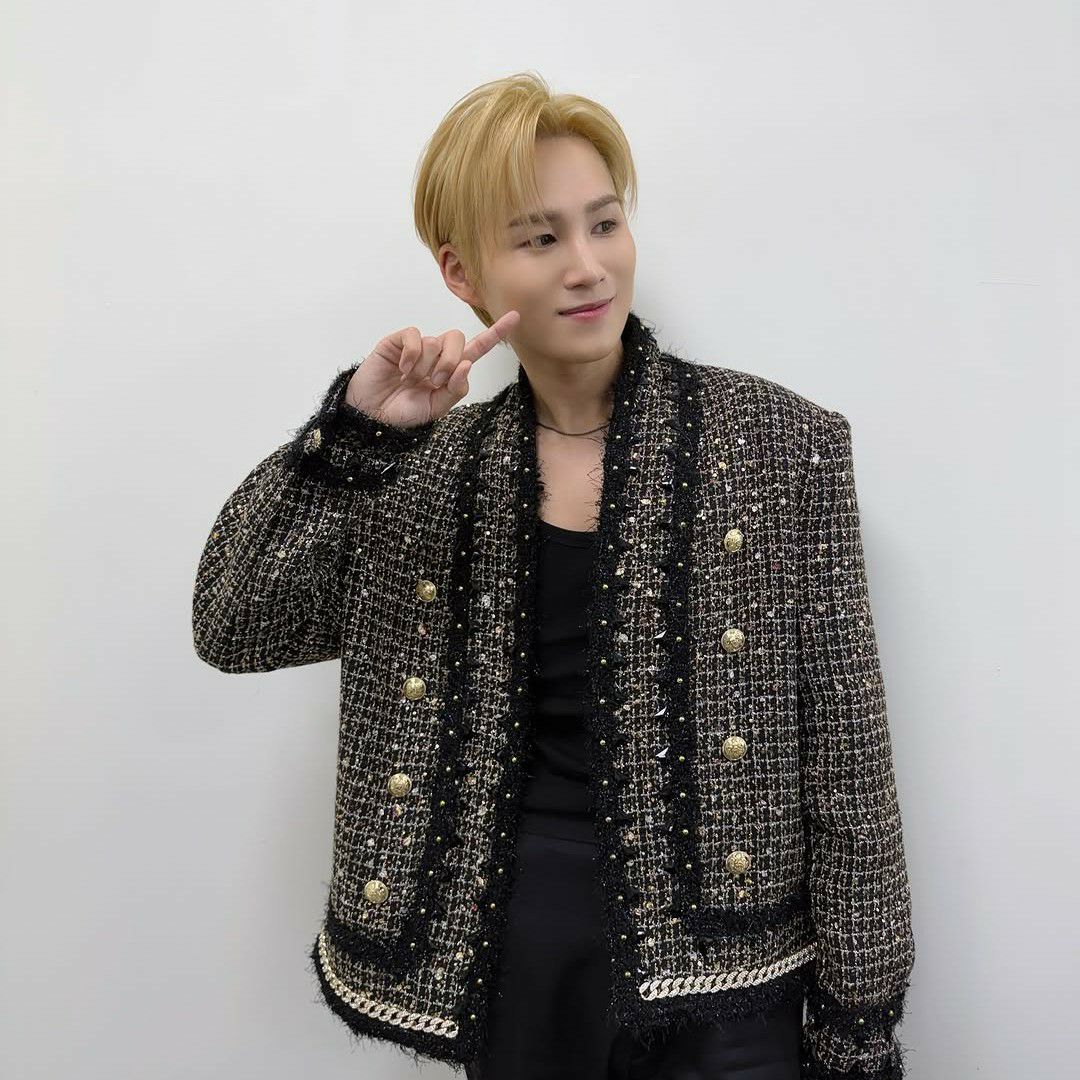 Momen yang diabadikan oleh penggemar Kim Heejae