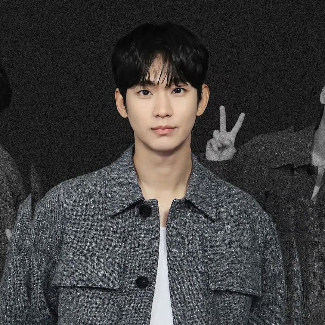 Latest photo of Kim Soohyun
