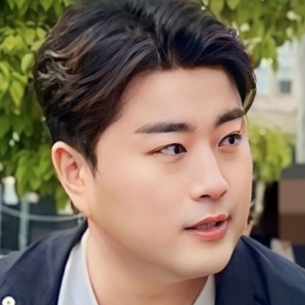 Cuplikan di balik layar dari Kim Hojoong