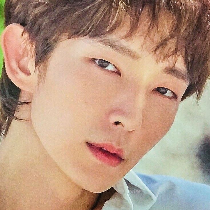 Momen yang diabadikan oleh penggemar Lee Joongi