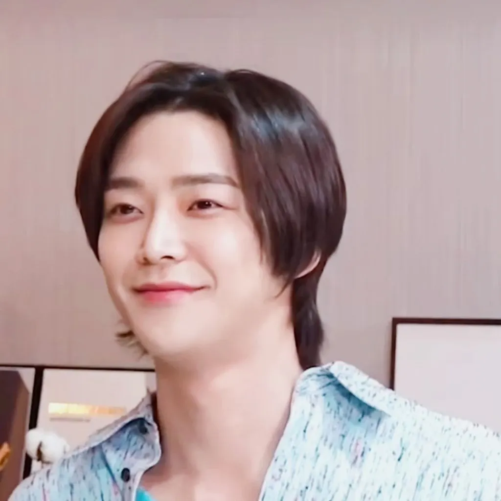 Cuplikan di balik layar dari Rowoon