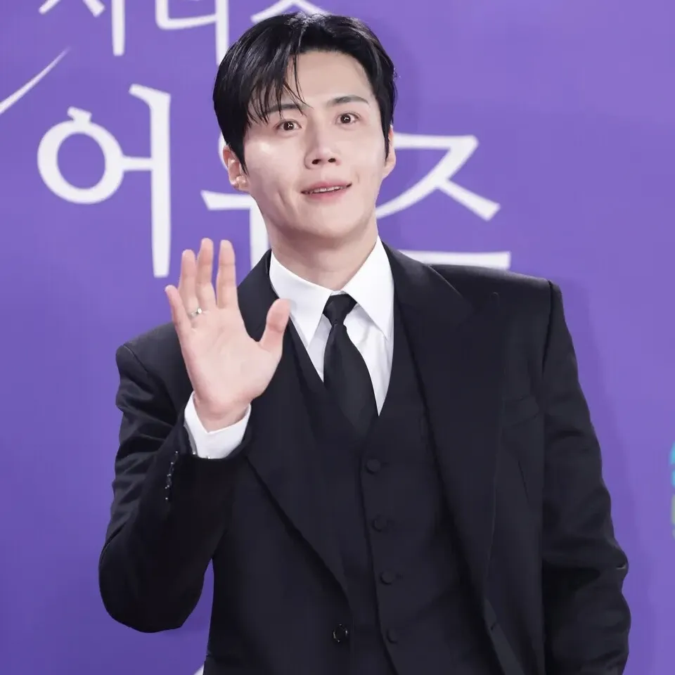 Latest photo of Kim Seonho