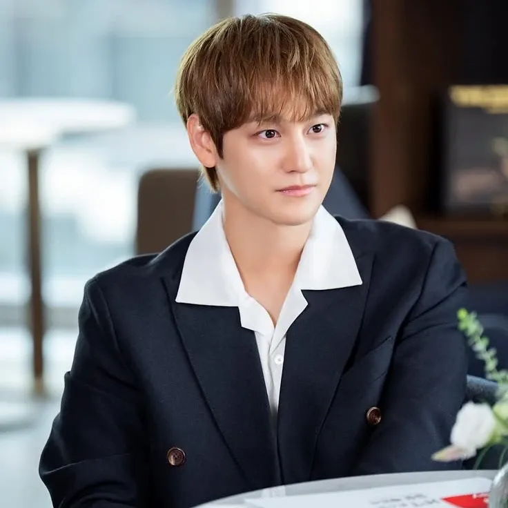 A moment captured by a fan of Kim Bum