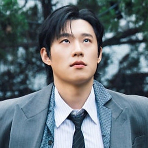 Representative photo of Kim Sungcheol showing their charm
