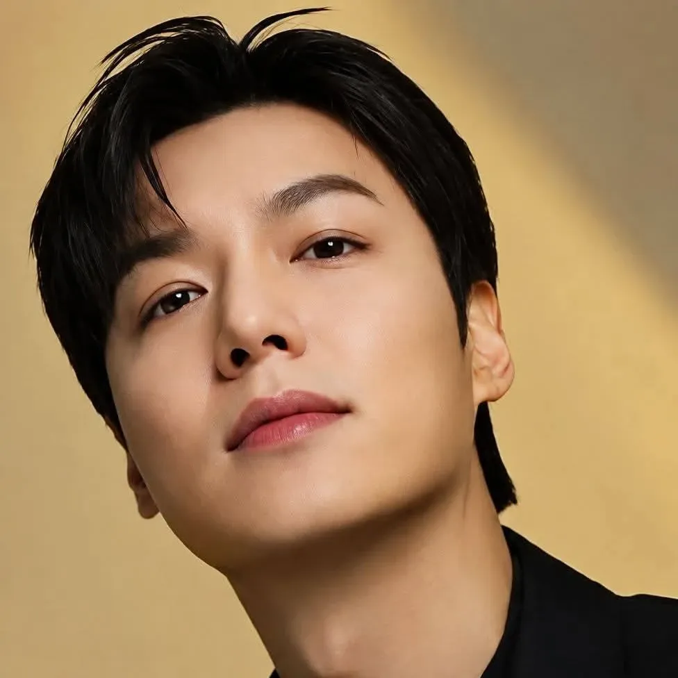 Latest photo of Lee Minho