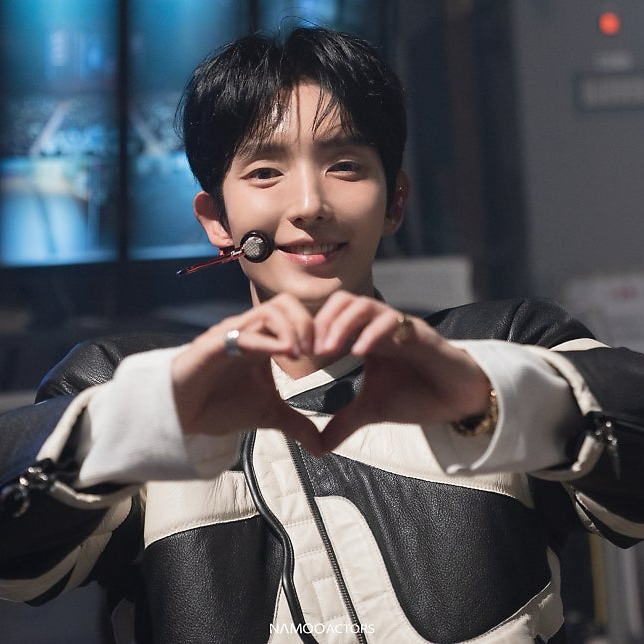 Recent activity shot of Lee Joongi