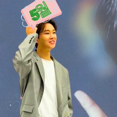 오늘 가장 핫한 셀럽 커뮤니티 피드