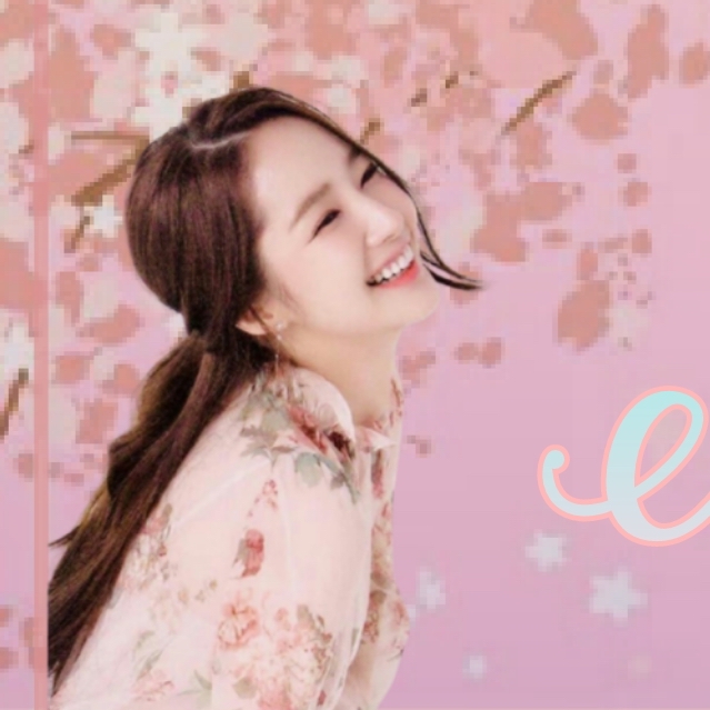 Behind-the-scenes cut of Park Minyoung