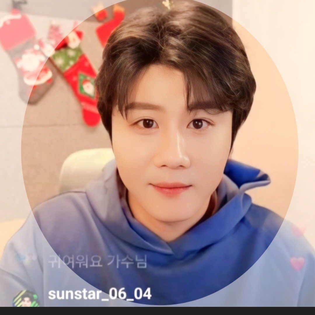 チン・ヘソンの最近の活動ショット