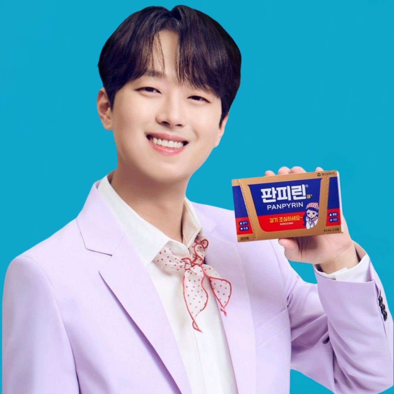 李灿元的最新照片