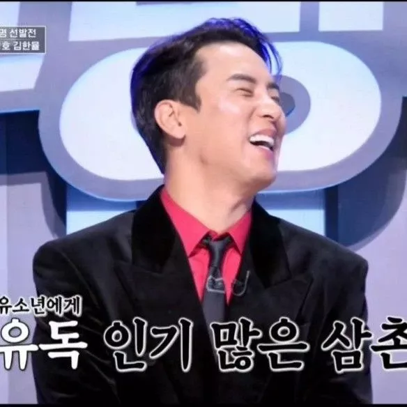 チャン・ミンホの最近の活動ショット