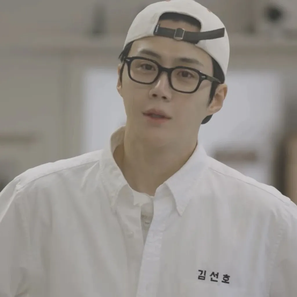 Foto kegiatan terbaru dari Kim Seonho