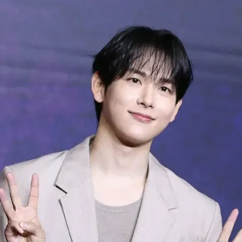 Recent activity shot of Yim Siwan