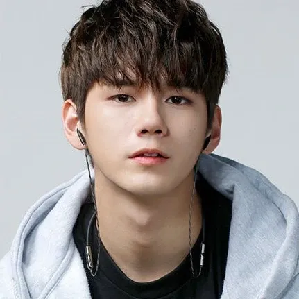 Behind-the-scenes cut of Ong Seongwu